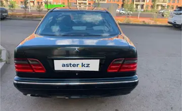 Mercedes-Benz E-Класс 2000 года за 3 000 000 тг. в Астана