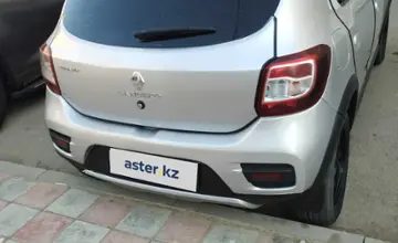 Renault Sandero 2015 года за 4 800 000 тг. в Атырауская область фото 3
