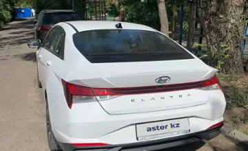 Hyundai Elantra 2022 года за 9 300 000 тг. в Атырауская область фото 5
