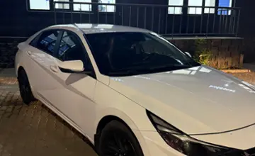 Hyundai Elantra 2021 года за 8 900 000 тг. в Алматы фото 2