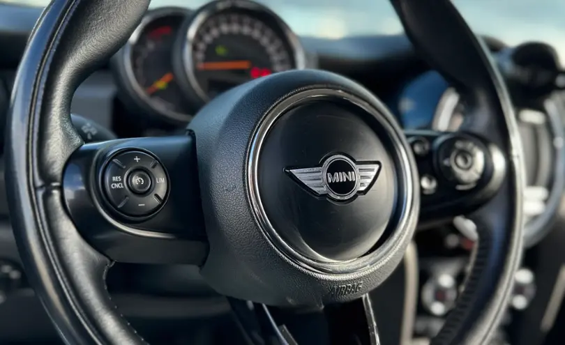 MINI Hatch 2017 года за 11 300 000 тг. в Астана фото 4
