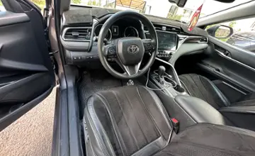 Toyota Camry 2018 года за 11 000 000 тг. в Астана фото 4