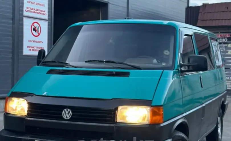 Volkswagen Transporter 1993 года за 3 000 000 тг. в Семей