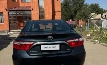 Toyota Camry 2017 года за 7 000 000 тг. в Актобе фото 4
