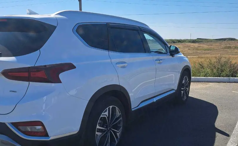Hyundai Santa Fe 2020 года за 13 500 000 тг. в Карагандинская область
