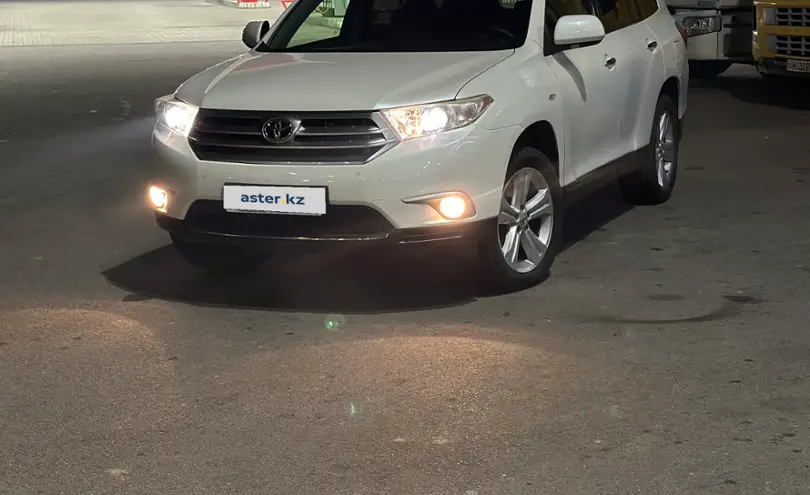 Toyota Highlander 2012 года за 13 500 000 тг. в Жетысуская область