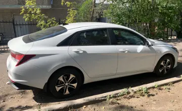 Hyundai Elantra 2022 года за 9 300 000 тг. в Атырауская область фото 3