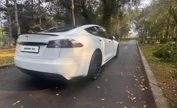 Tesla Model S 2017 года за 17 000 000 тг. в Алматы фото 4
