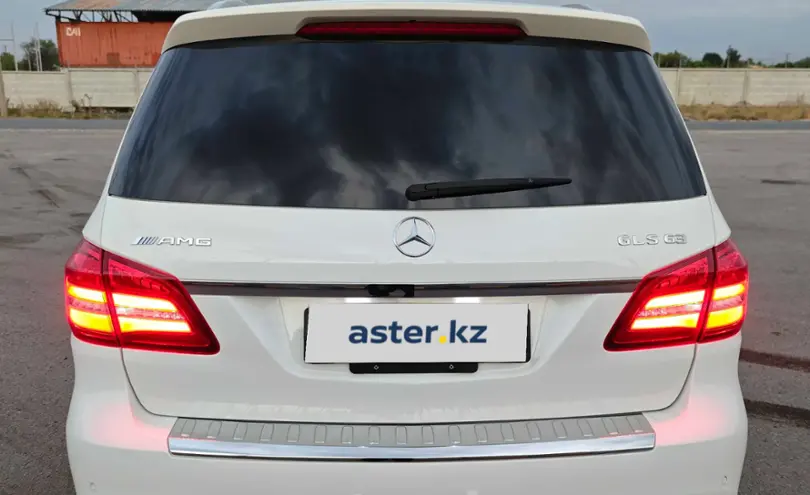 Mercedes-Benz GLS 2017 года за 32 000 000 тг. в Алматы