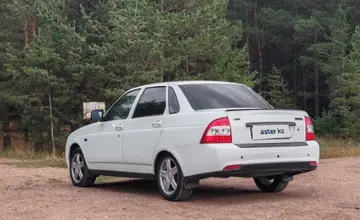 LADA (ВАЗ) Priora 2014 года за 2 800 000 тг. в Караганда фото 3