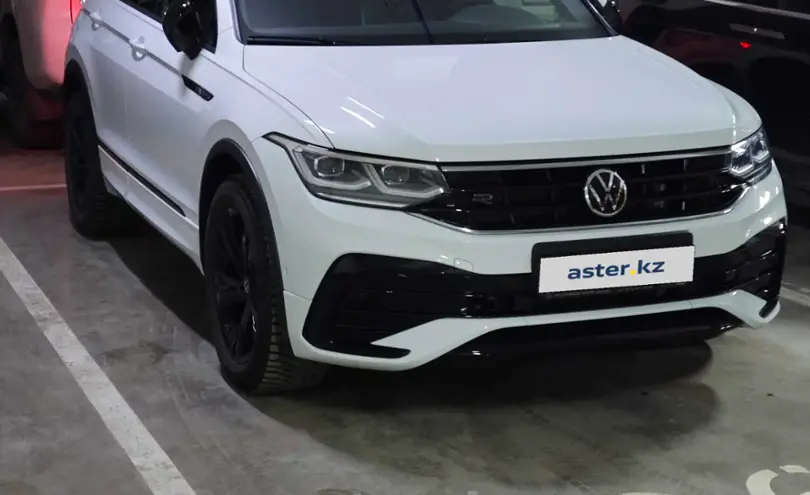 Volkswagen Tiguan 2021 года за 24 000 000 тг. в Астана фото 2
