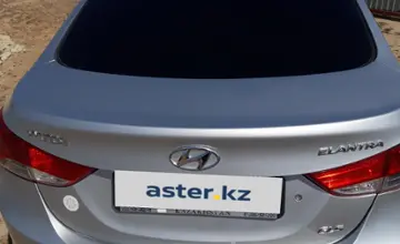 Hyundai Elantra 2013 года за 5 500 000 тг. в Атырауская область фото 4