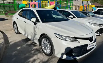 Toyota Camry 2019 года за 15 300 000 тг. в Шымкент фото 3