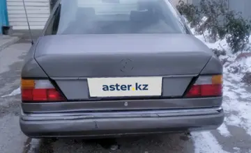 Mercedes-Benz E-Класс 1992 года за 990 000 тг. в Алматы фото 4