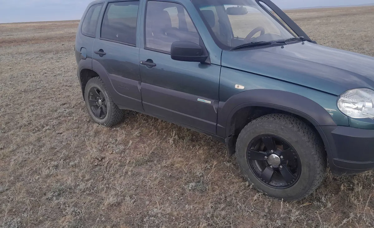 Купить Chevrolet Niva 2014 года в Актюбинской области, цена 3600000 тенге. Продажа Chevrolet Niva в Актюбинской области - Aster.kz. №c1237802 Chevrolet Niva 2014 года за 3 600 000 тг. в Актюбинская область - фото 2