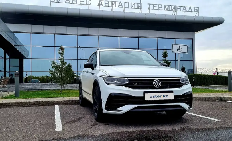 Volkswagen Tiguan 2021 года за 24 000 000 тг. в Астана фото 4