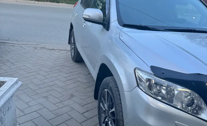 Toyota RAV4 2010 года за 7 000 000 тг. в Семей фото 2