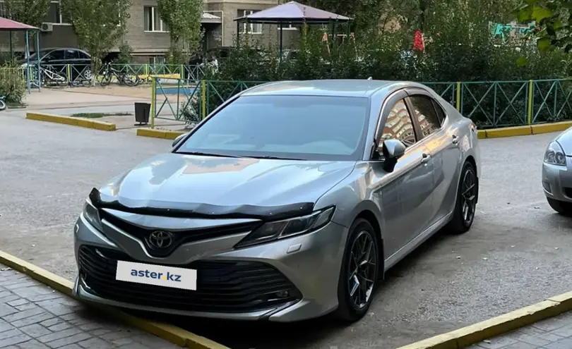Toyota Camry 2019 года за 12 800 000 тг. в Актюбинская область
