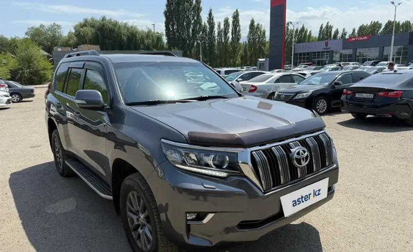Toyota Land Cruiser Prado 2017 года за 27 500 000 тг. в Алматы фото 2