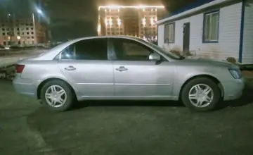 Hyundai Sonata 2009 года за 3 300 000 тг. в Астана фото 2