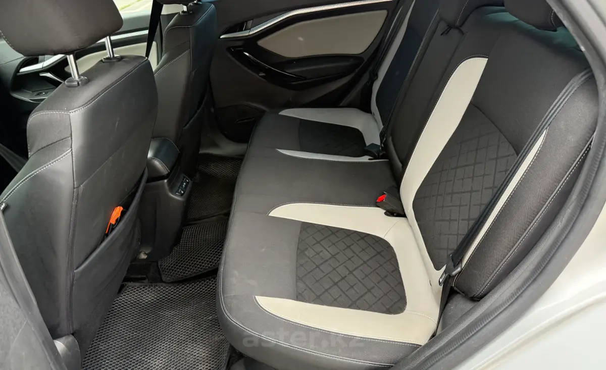 Купить LADA (ВАЗ) Vesta Cross 2021 года в Астане, цена 5700000 тенге. Продажа LADA (ВАЗ) Vesta Cross в Астане - Aster.kz. №c1237230 LADA (ВАЗ) Vesta Cross 2021 года за 5 700 000 тг. в Астана - фото 8