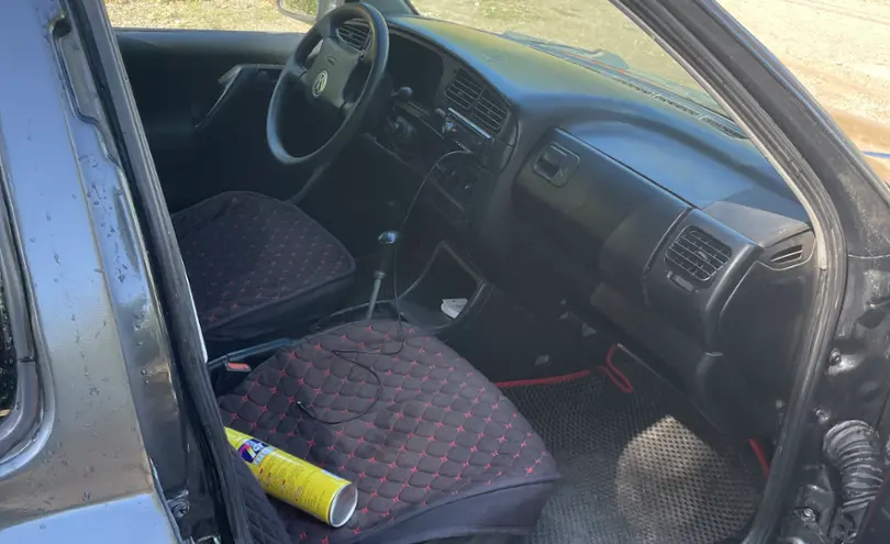 Volkswagen Golf 1992 года за 950 000 тг. в Алматы