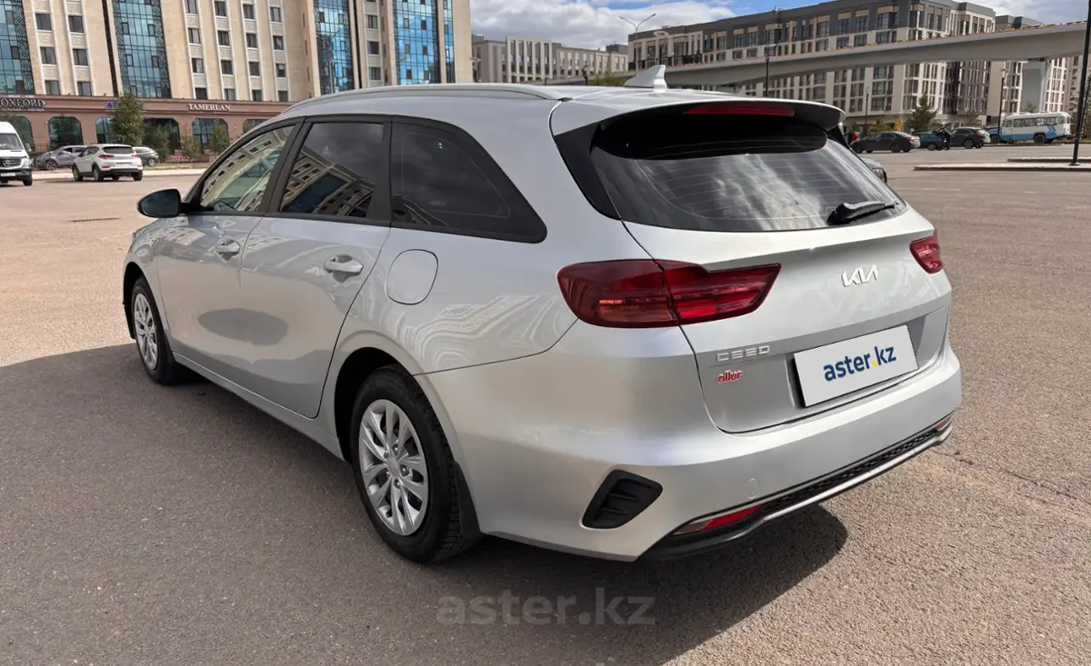 Купить Kia Ceed SW 2022 года в Астане, цена 9000000 тенге. Продажа Kia Ceed SW в Астане - Aster.kz. №c1237208 Kia Ceed SW 2022 года за 9 000 000 тг. в Астана - фото 6