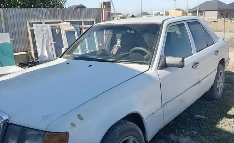 Mercedes-Benz W124 1990 года за 900 000 тг. в Талдыкорган