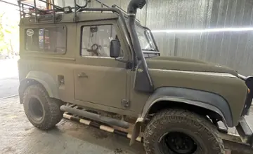 Land Rover Defender 1995 года за 8 500 000 тг. в Алматы фото 2