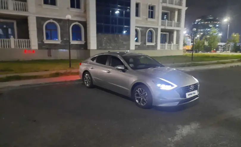 Hyundai Sonata 2022 года за 12 350 000 тг. в Астана