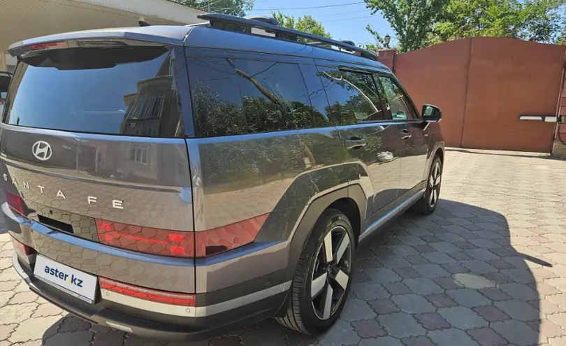 Hyundai Santa Fe 2024 года за 19 800 000 тг. в Алматы