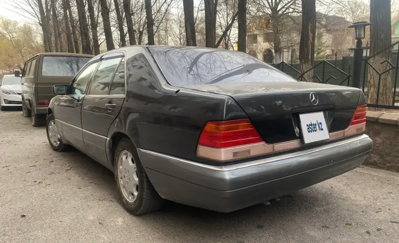 Mercedes-Benz S-Класс 1993 года за 2 000 000 тг. в Алматы