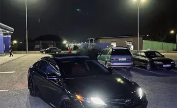Toyota Camry 2021 года за 12 300 000 тг. в Алматы фото 2