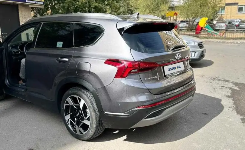 Hyundai Santa Fe 2023 года за 18 000 000 тг. в Астана фото 4