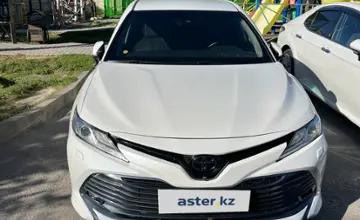 Toyota Camry 2019 года за 15 300 000 тг. в Шымкент фото 2