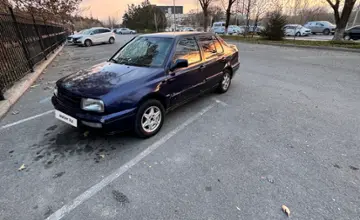 Volkswagen Vento 1996 года за 900 000 тг. в Шымкент фото 1