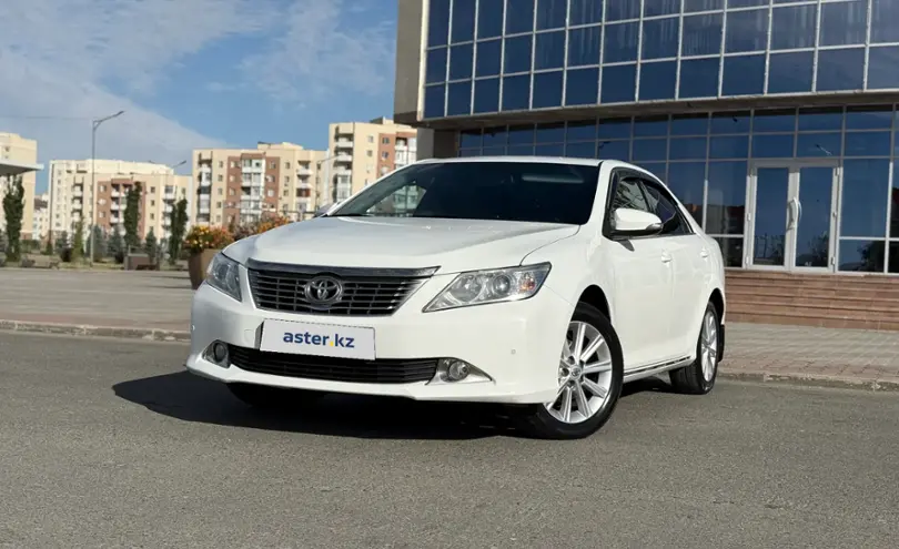 Toyota Camry 2014 года за 9 800 000 тг. в Алматы