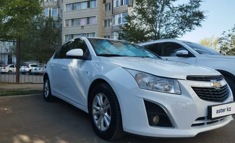 Chevrolet Cruze 2012 года за 3 700 000 тг. в Астана фото 3