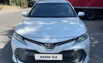 Toyota Camry 2018 года за 11 500 000 тг. в Алматы фото 2