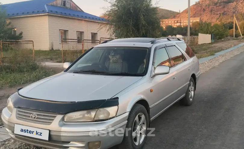 Toyota Camry 1997 года за 3 500 000 тг. в Усть-Каменогорск
