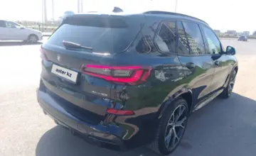 BMW X5 2021 года за 45 000 000 тг. в Астана