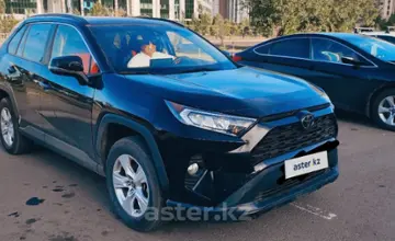 Toyota RAV4 2019 года за 11 490 000 тг. в Астана фото 4