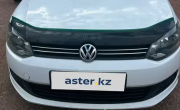 Volkswagen Polo 2015 года за 5 300 000 тг. в Караганда фото 2