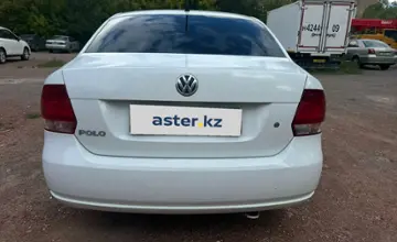 Volkswagen Polo 2015 года за 5 300 000 тг. в Караганда фото 4