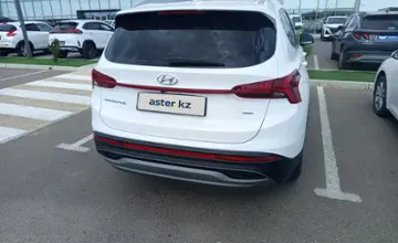 Hyundai Santa Fe 2023 года за 17 000 000 тг. в Актау фото 4