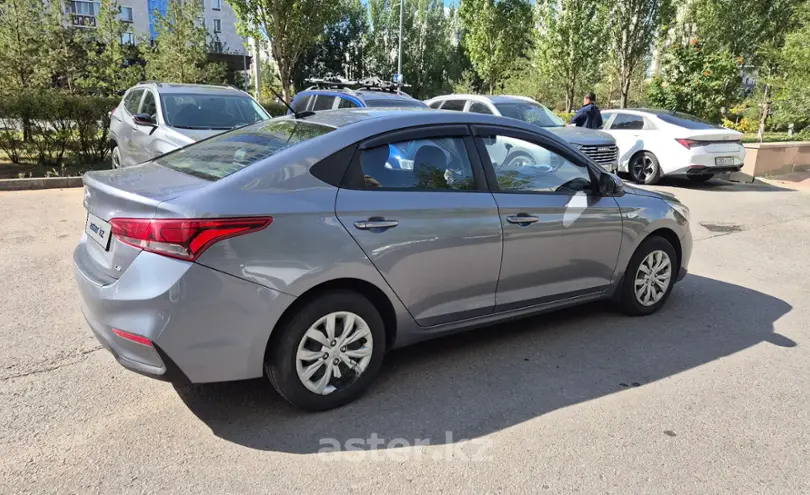 Hyundai Accent 2019 года за 7 100 000 тг. в Астана