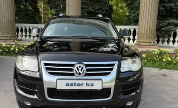 Volkswagen Touareg 2007 года за 8 200 000 тг. в Алматы фото 2