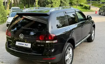 Volkswagen Touareg 2007 года за 8 200 000 тг. в Алматы фото 4