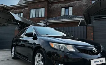Toyota Camry 2014 года за 7 500 000 тг. в Актобе фото 3
