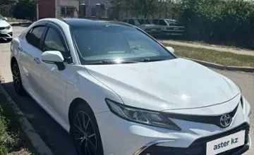 Toyota Camry 2022 года за 12 500 000 тг. в Алматы фото 2